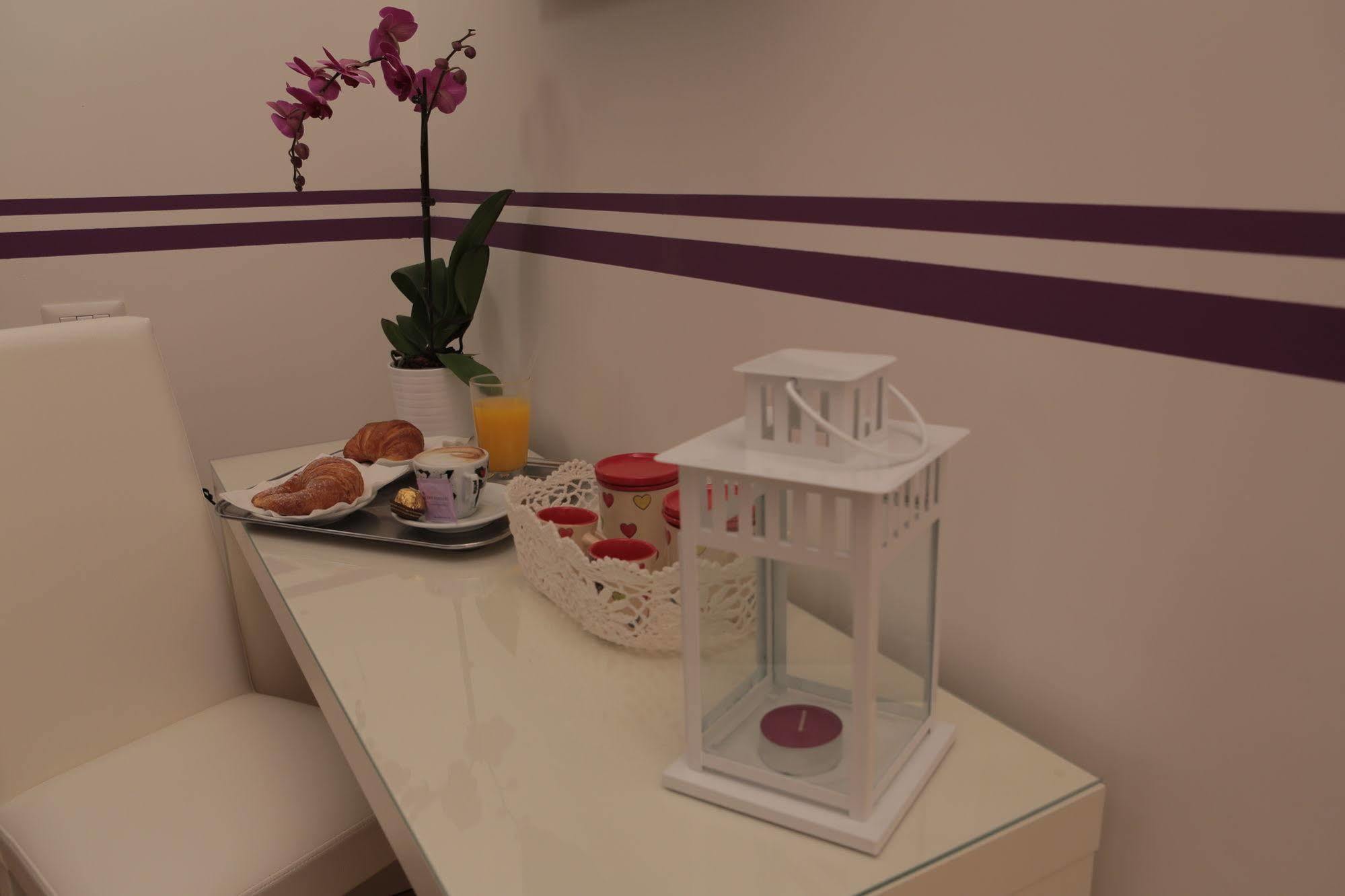 Domus Horatio Bed & Breakfast โรม ภายนอก รูปภาพ