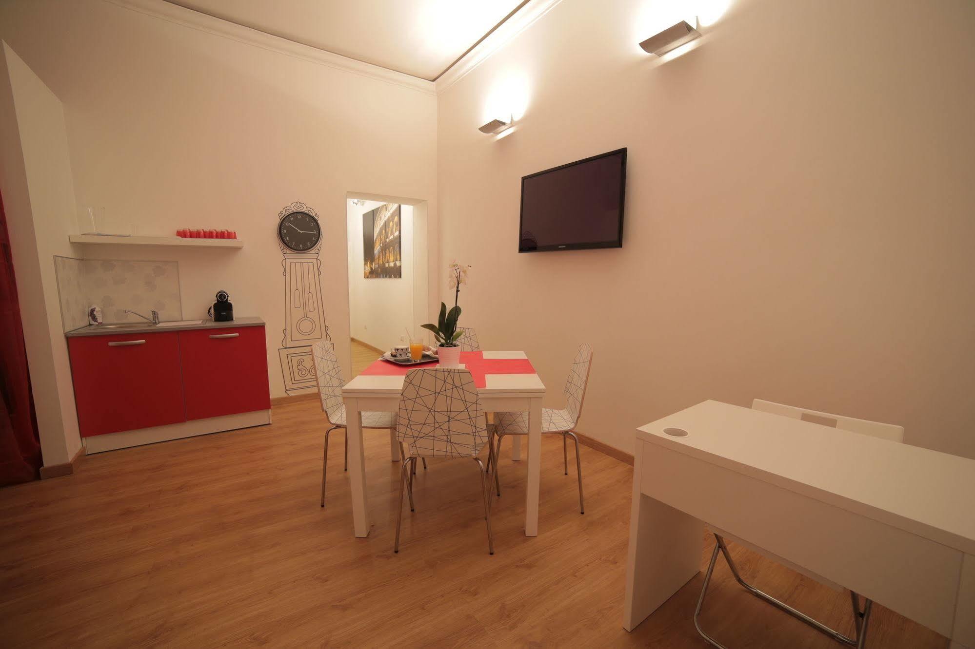 Domus Horatio Bed & Breakfast โรม ภายนอก รูปภาพ